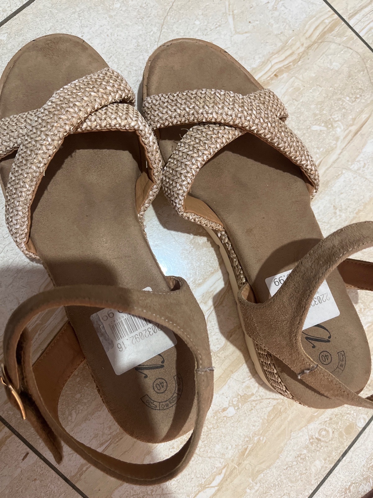 Sandal