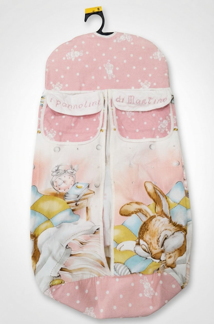 Porte chaussettes ou lingerie ou truc bebe neuf jamais utilisé neuf 