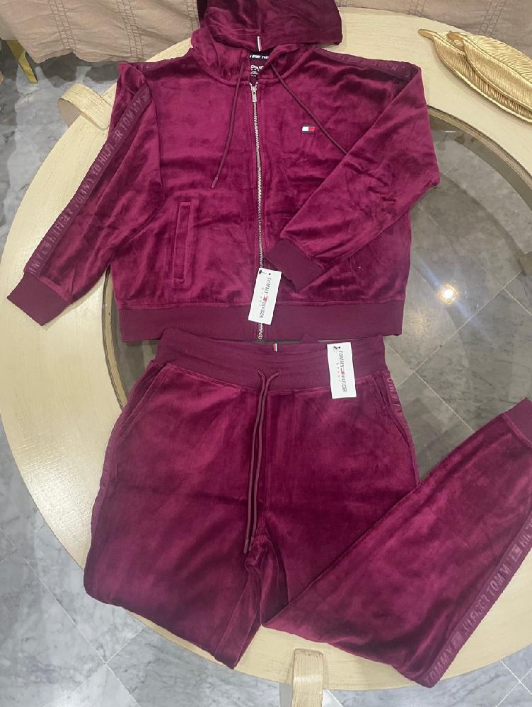 Jogging Tommy Hilfiger authentique neuf importé 