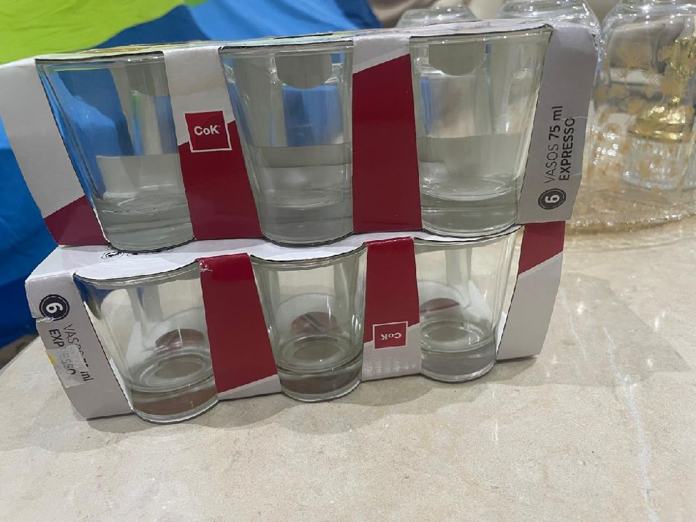Lot des tasses de the ou cafe neuf dans son emballage 