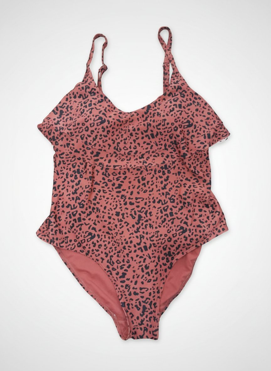 Maillot de bain beau neuf plus cadeau tres beau 🎁🎁🎁