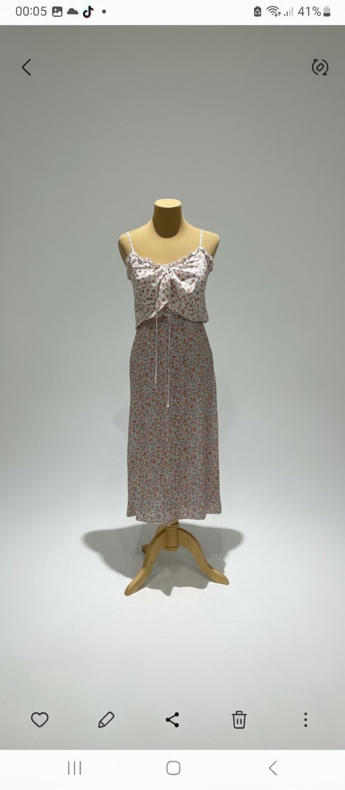 Robe brettelle froide neuf 