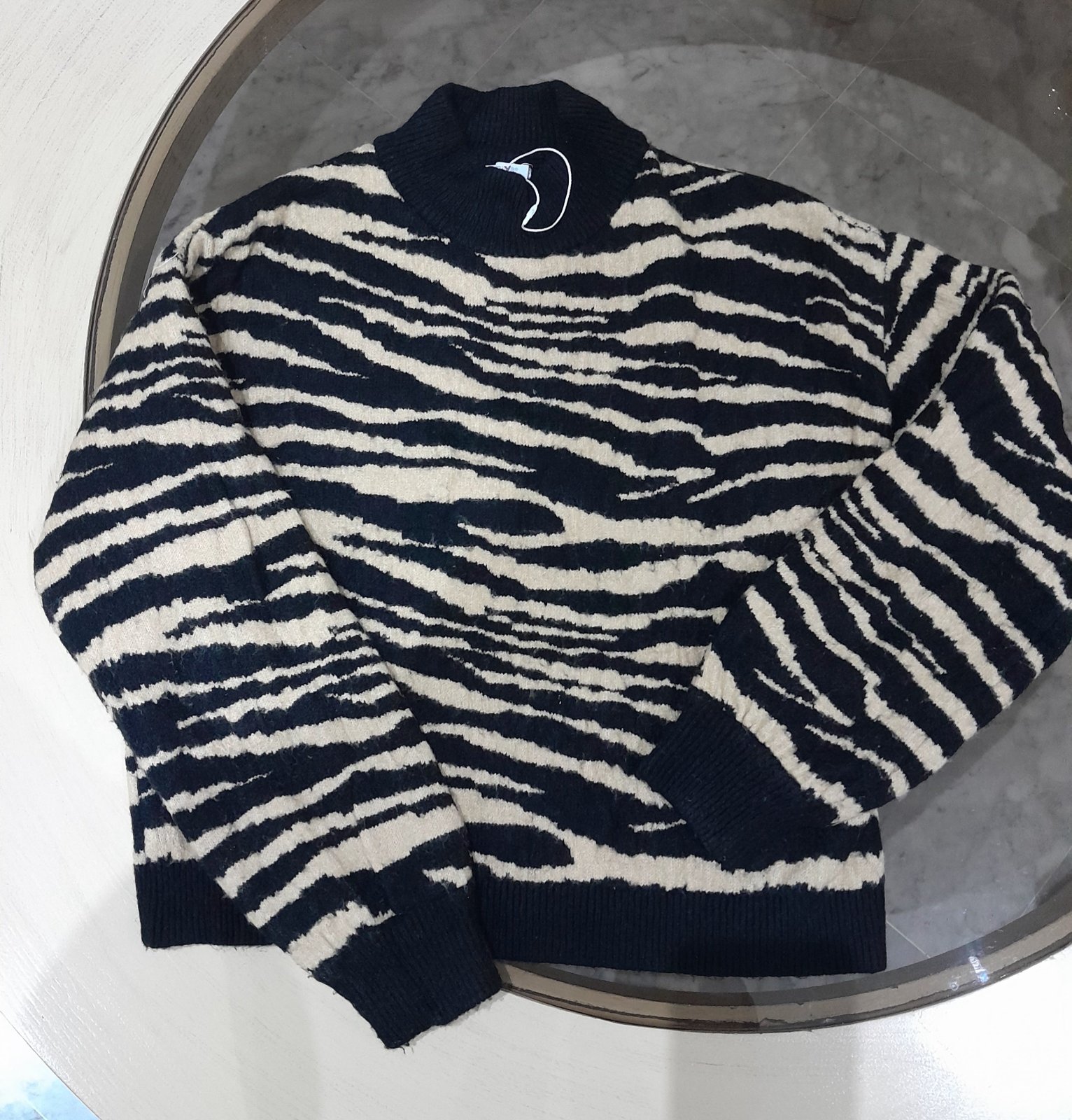 Pull tigre en laine tres chaud neuf jamais porté 🐅🐅🐅