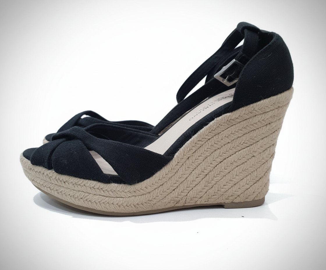 Sandales compensé neuf tres chic plus un beau cadeau 🎁🎁🎁