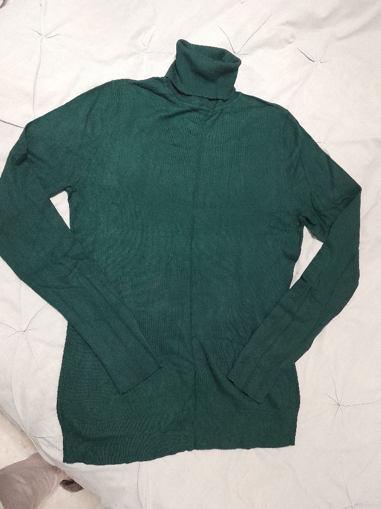 Pull col roulée neuf jamais porté couleur Kaki 