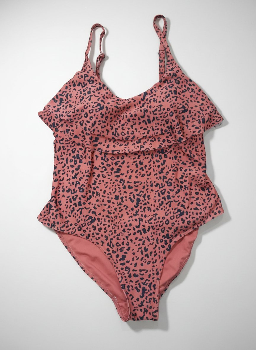 Maillot neuf tre beau porté 