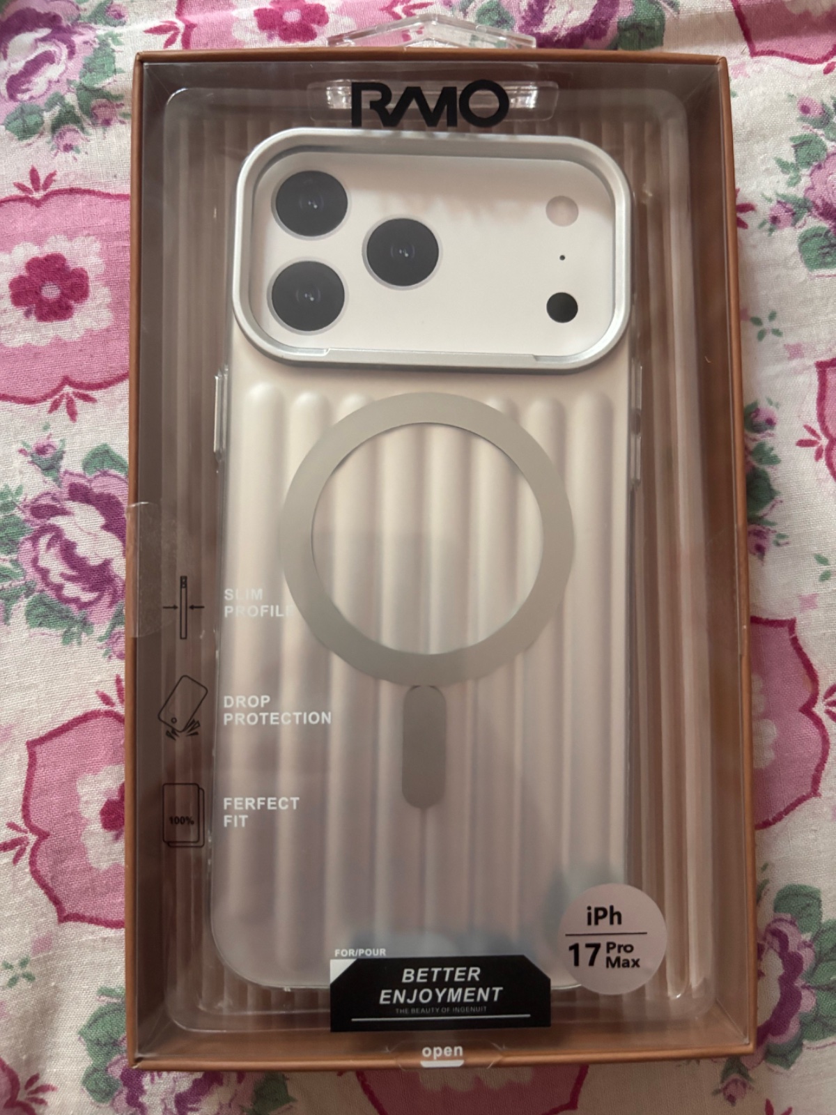 Cache pour iphone 17 pro max 