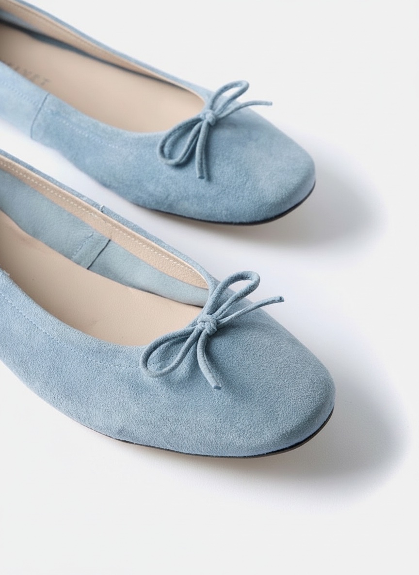 Ballerines en bleu ciel ( baby blue) de marque