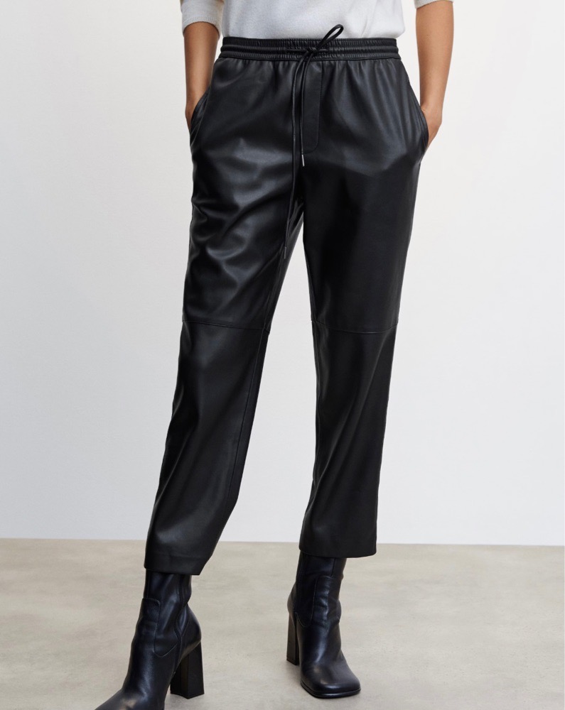 Pantalon cuir de la marque Mango 