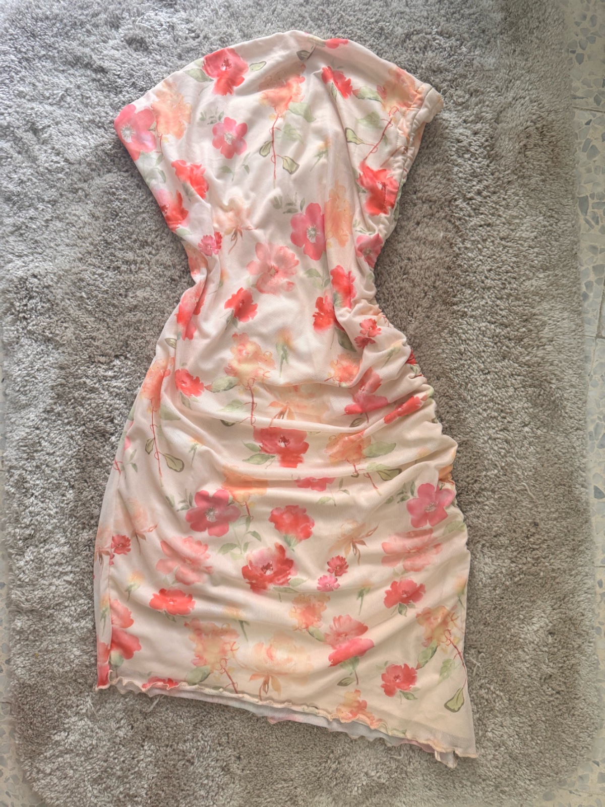 Lot de 2 robes fleuries