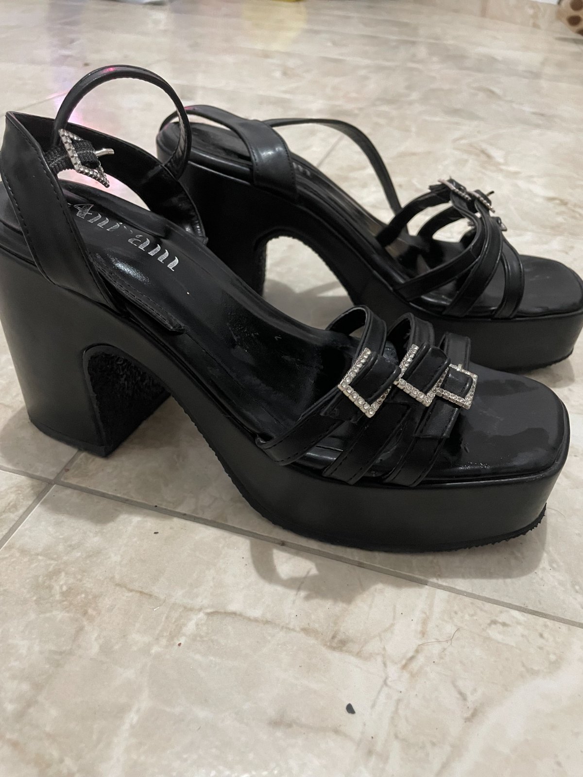 Sandel talon noir