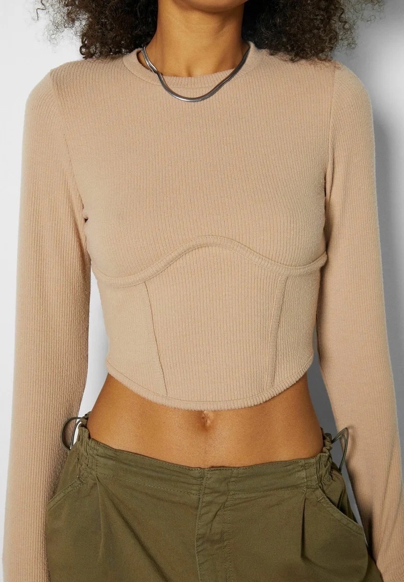 Pull style corset