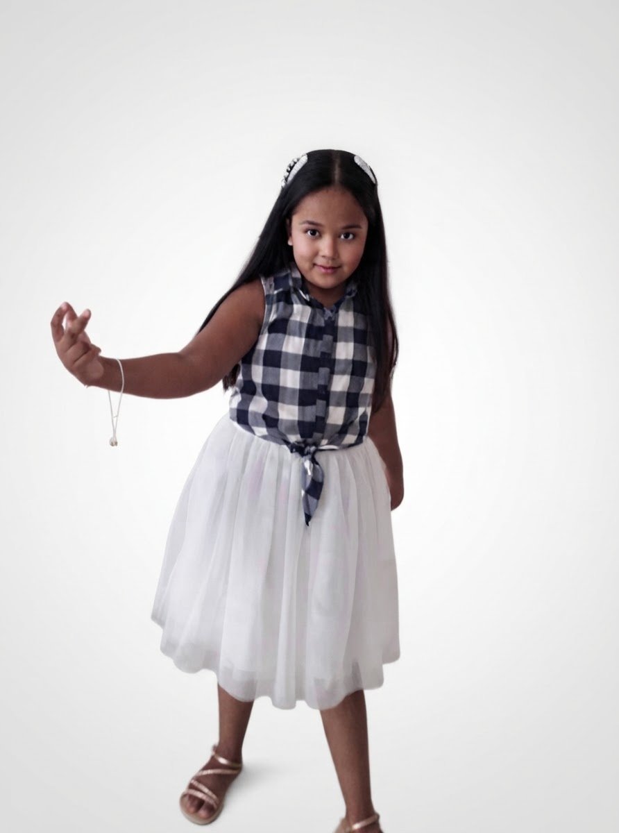 Robe fillette comme neuve 12/14 ANS