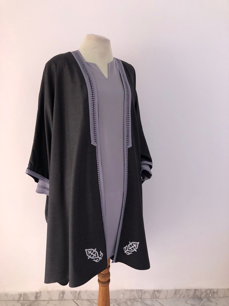 Sur robe et petite robe