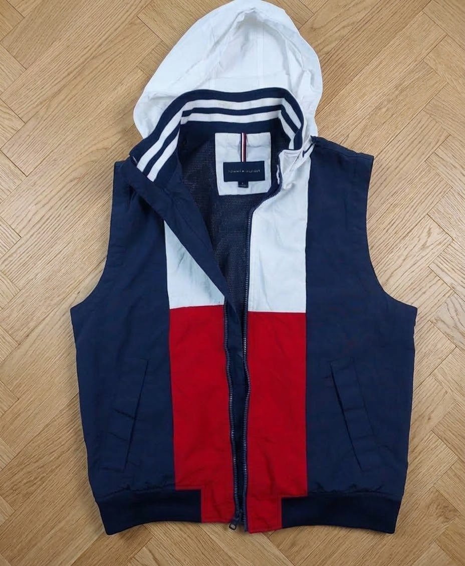 Doudoune sans manche Tommy Hilfiger authentique taille M tlabes S état comme neuf 10/10