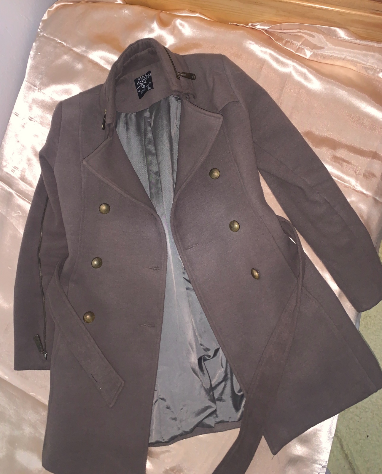 Manteau marron cachemire de la marque World Mark