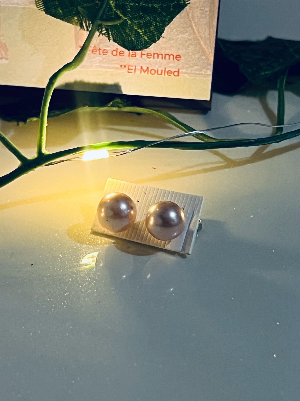 Des boucles d'oreilles 
