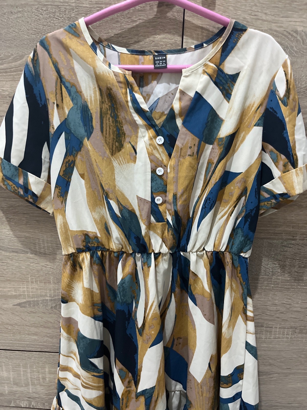 Robe fluide imprimée multicolore