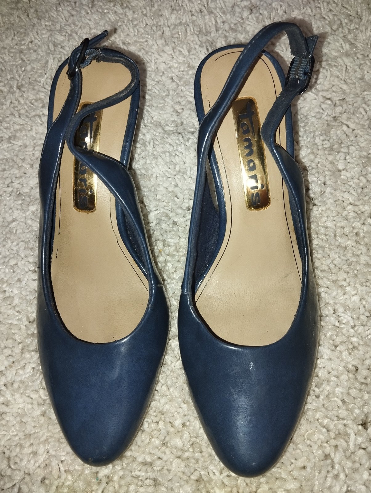 Escarpins bleu vernis