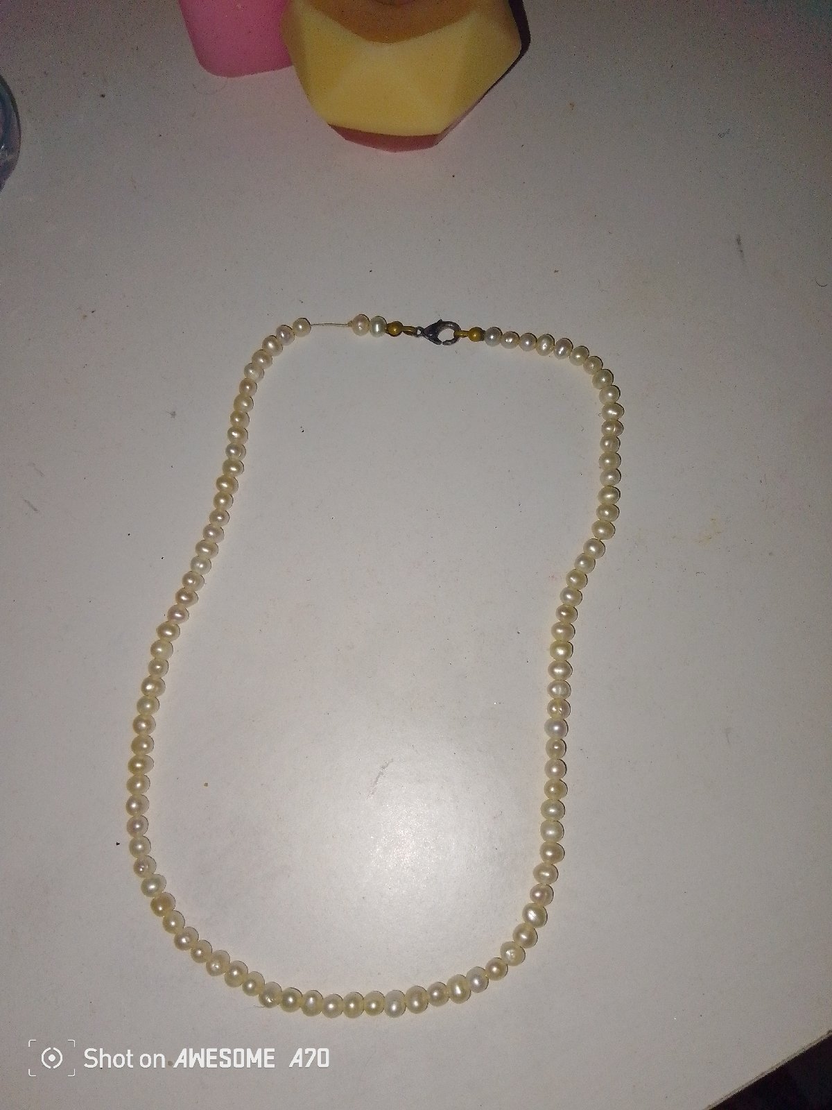 Collier en perle blanc 