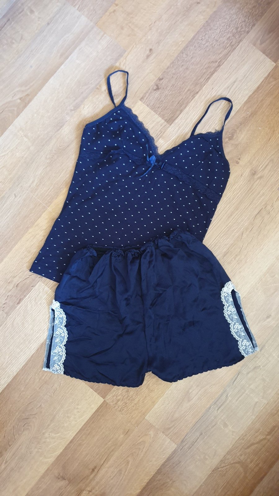 Joli pyjama bleu coton et soie