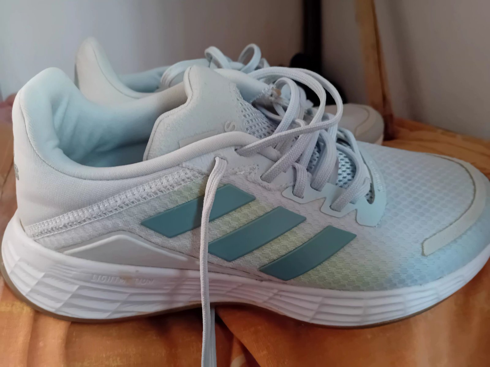 Chaussures running adidas 