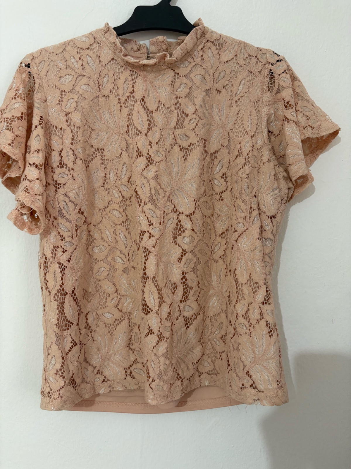 Elegant top en dentelle beige 
