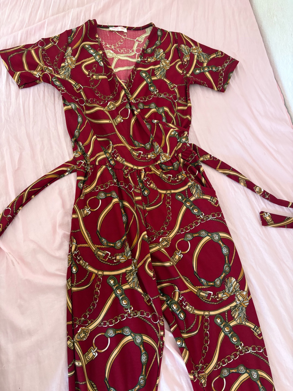 Salopette rouge profitez du code promo SIXSEVEN twalli b 10 dt 🤩