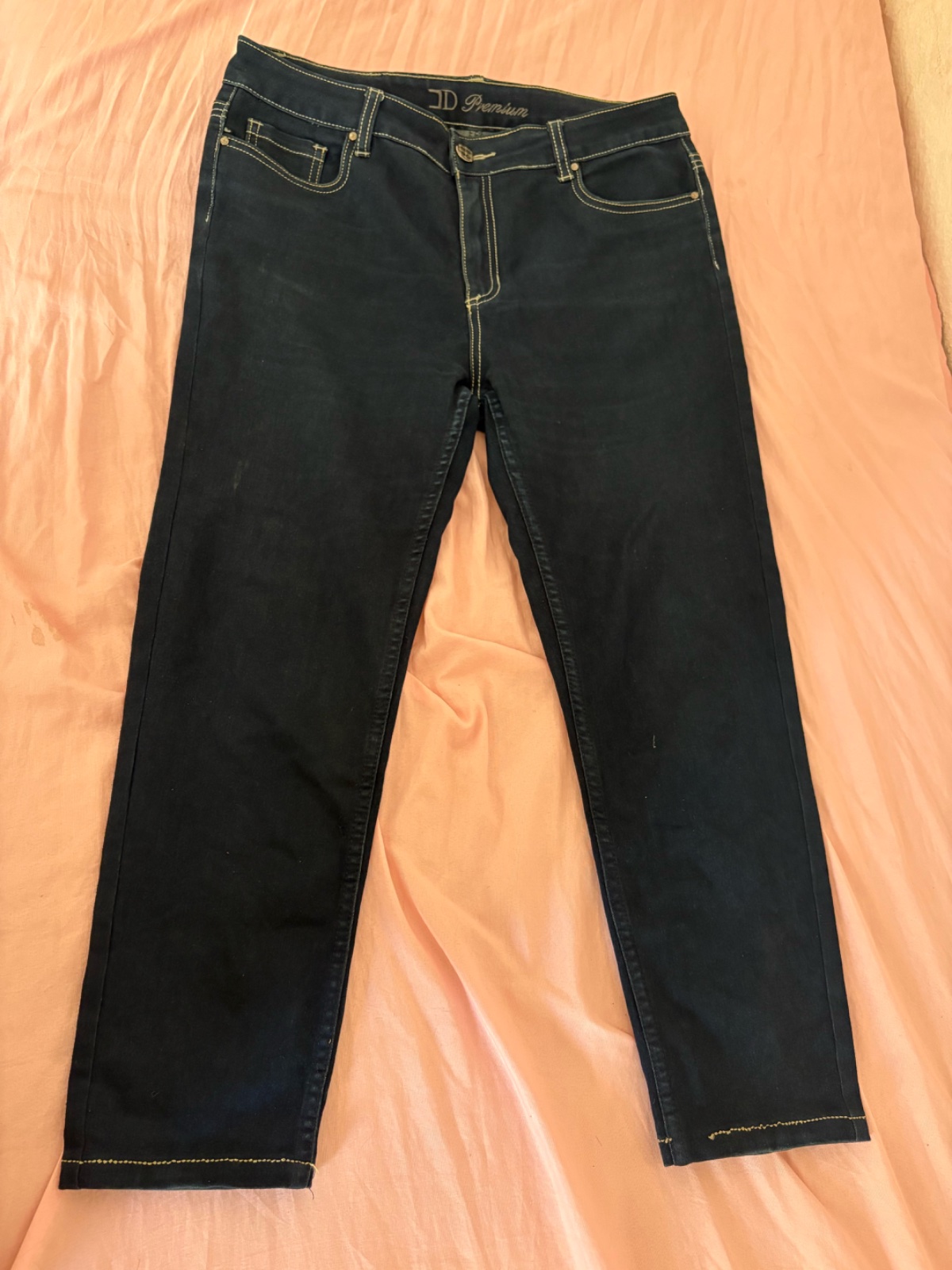 Un jean taille 42  de la marque JD premium 