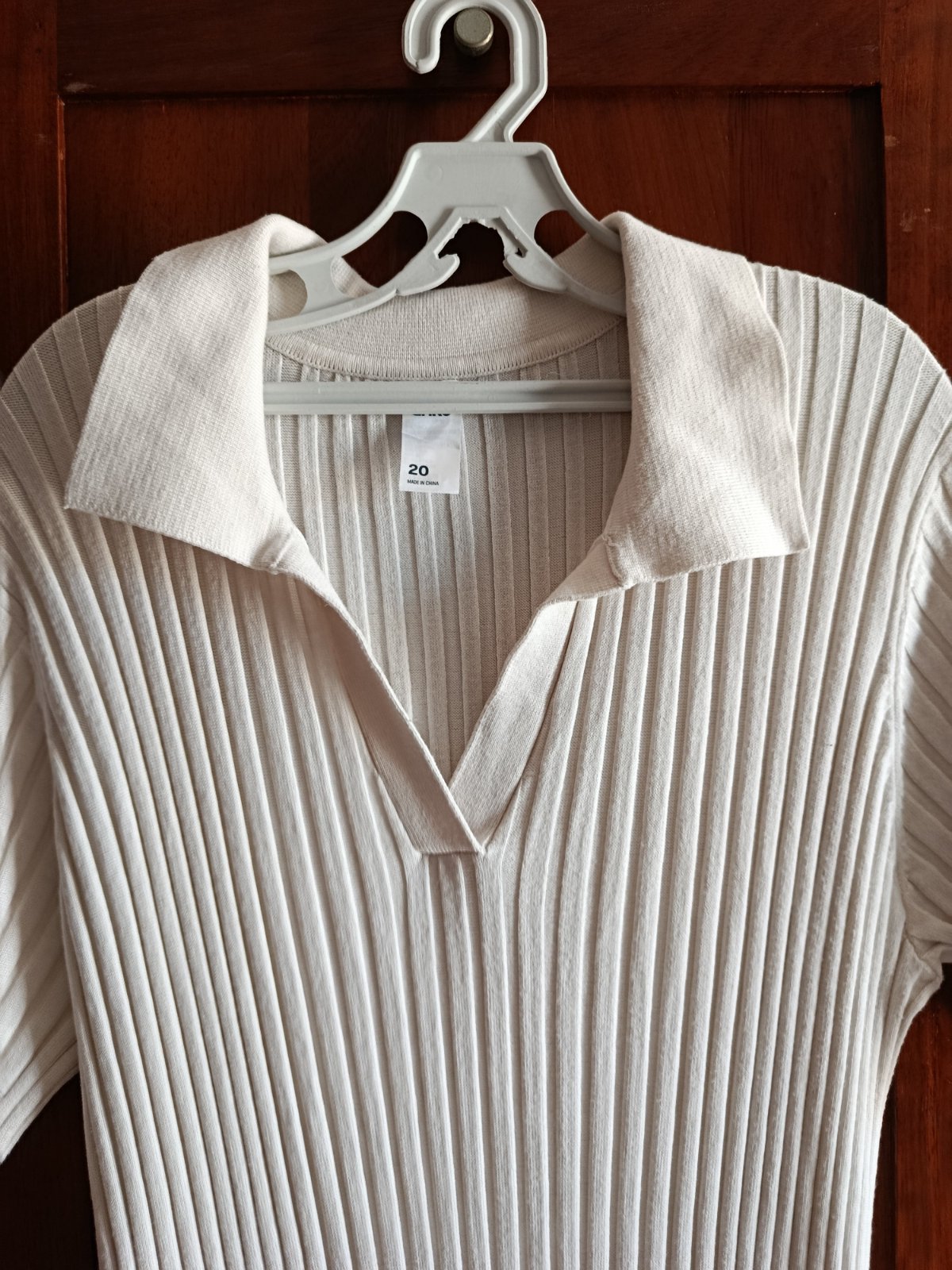 Robe moulante style polo