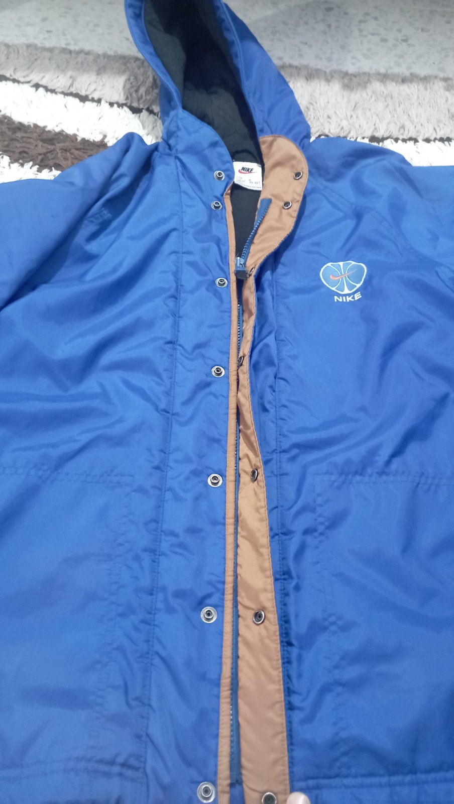 Imperméable Nike pour garcon taille gros.