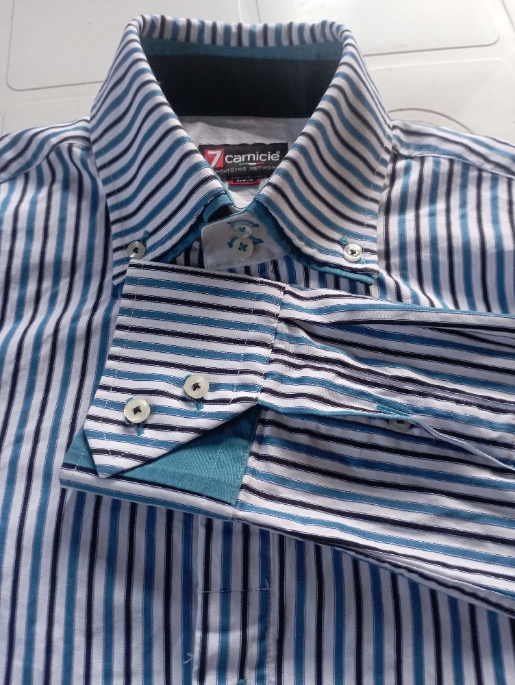 7 Camicie ;Chemise élégante taille S slim fit