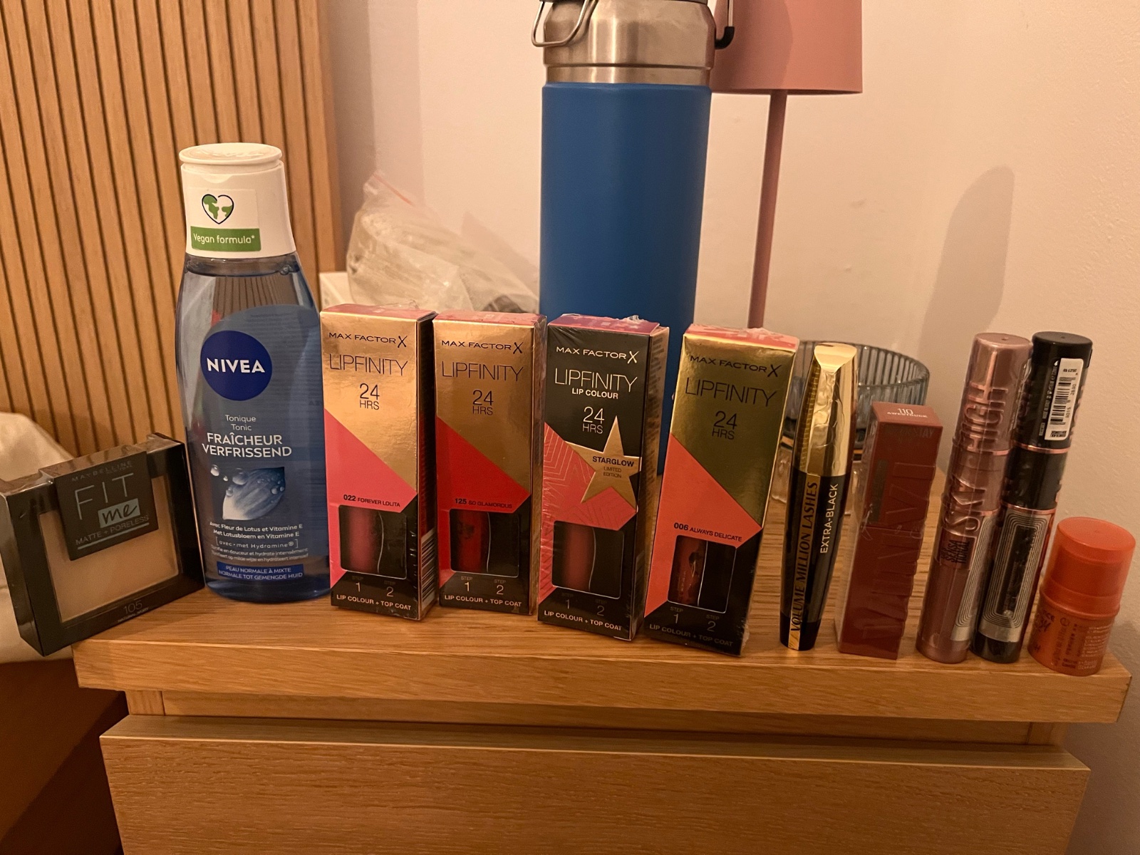 Makeup l'oreal and maybeline