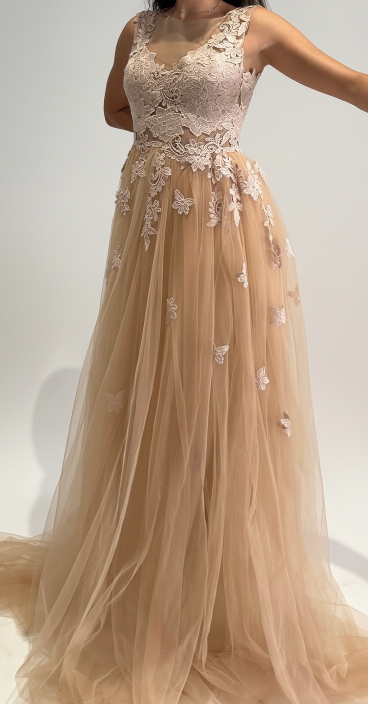 Robe longue en tulle