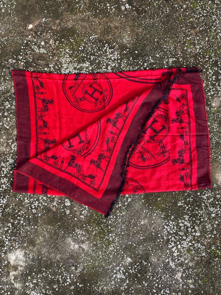 Scarf hermes