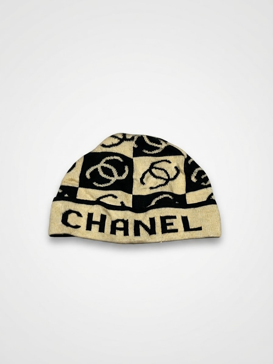 Bonnet chanel