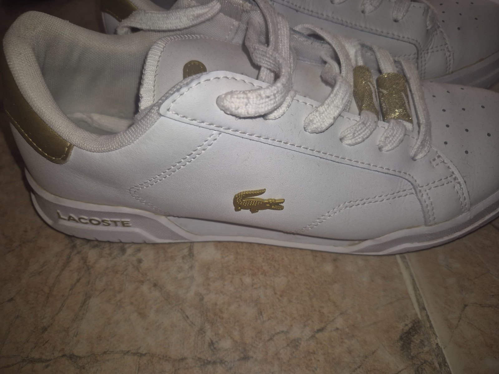 Basket lacoste 