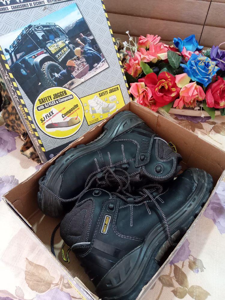chaussures de sécurité unisex 🥾🥾🥾à bas prix profitez 👷👷👷