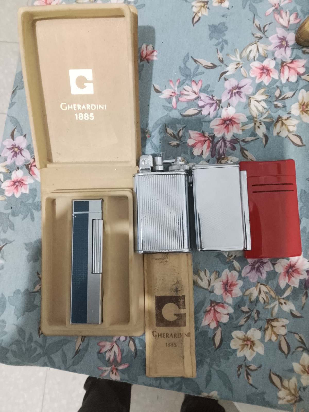 Lot briquet vintage 
