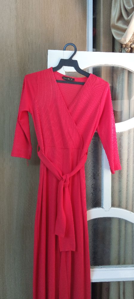 Combinaison pontalon large rouge manches 3/4 tissu lycra ylebes 36/38/40 avec rubant made in turky  