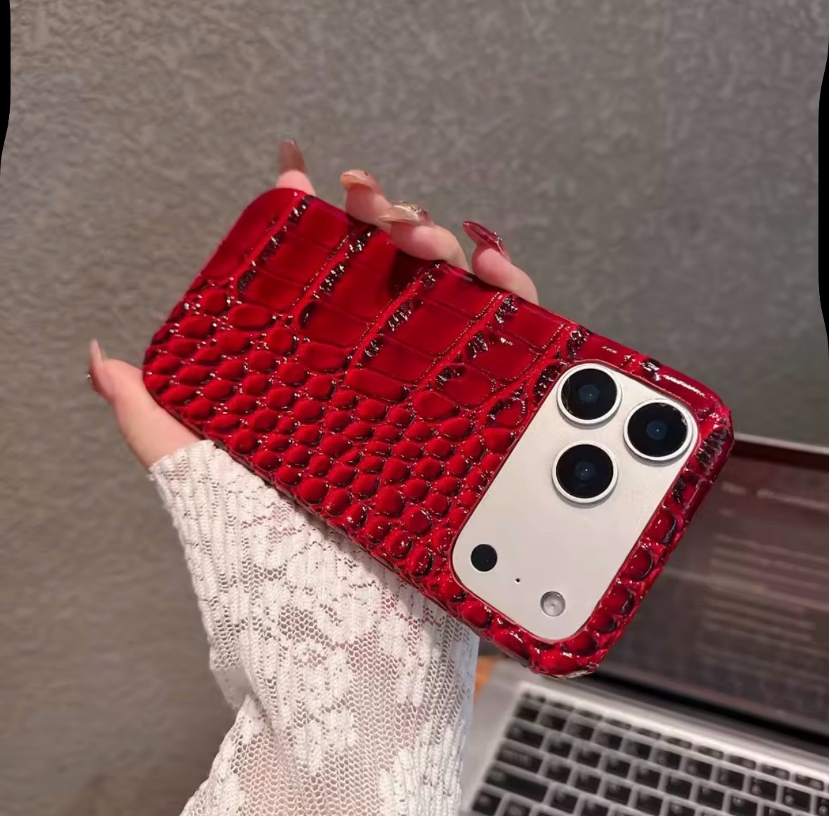 Cache Rouge iPhone 14 PRO MAX / iPhone cover RED 