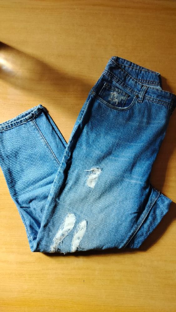 Jean Mum marque C moi tt neuf