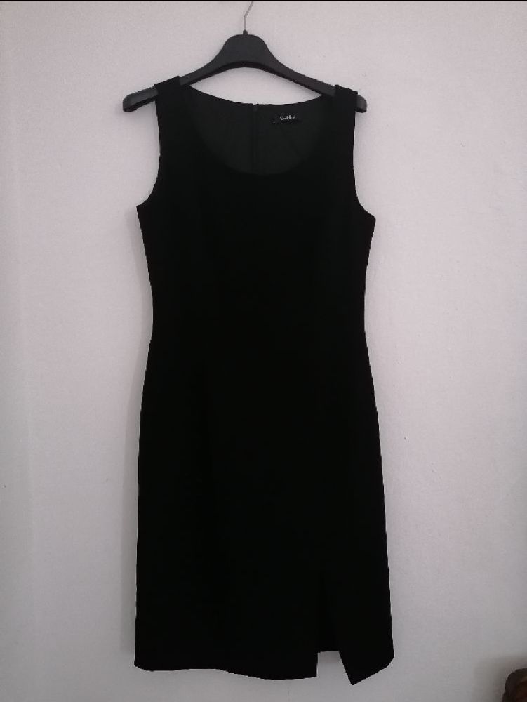 Robe Noir Vera Mont