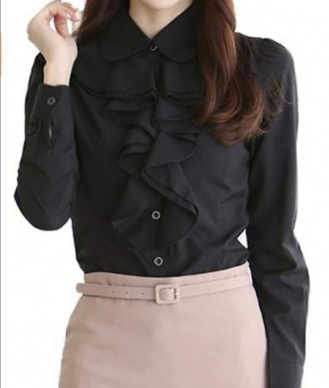 Chemise à volants marque Artigli neuf couleur marron foncé 