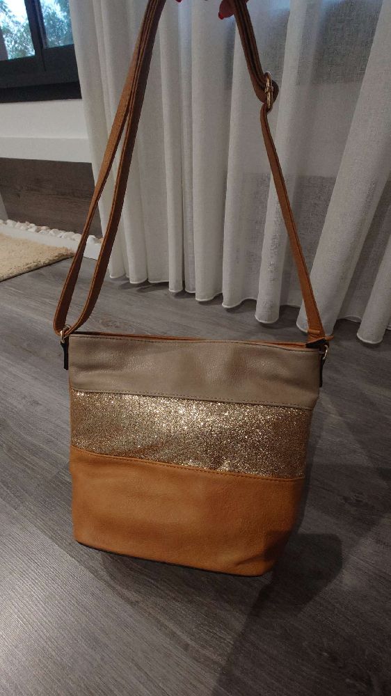 Sac tricolore paillettes tt neuf