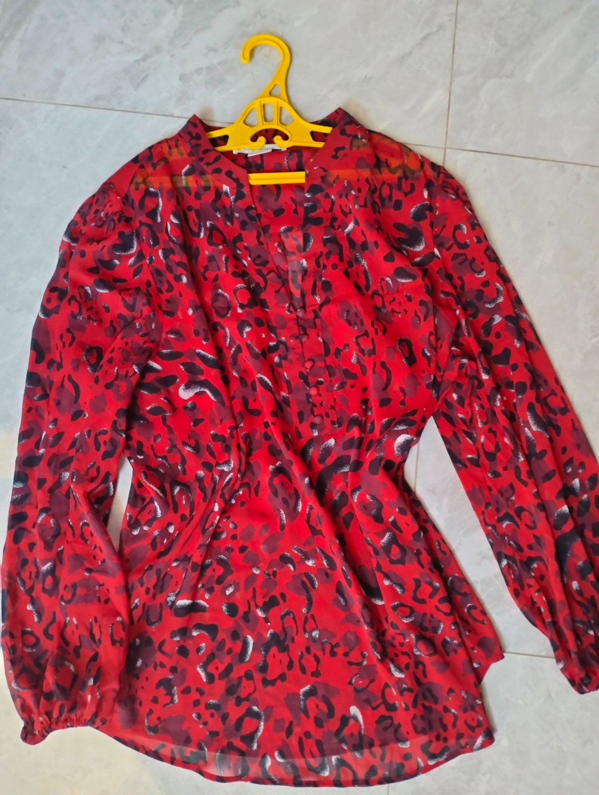 Chemise rouge 