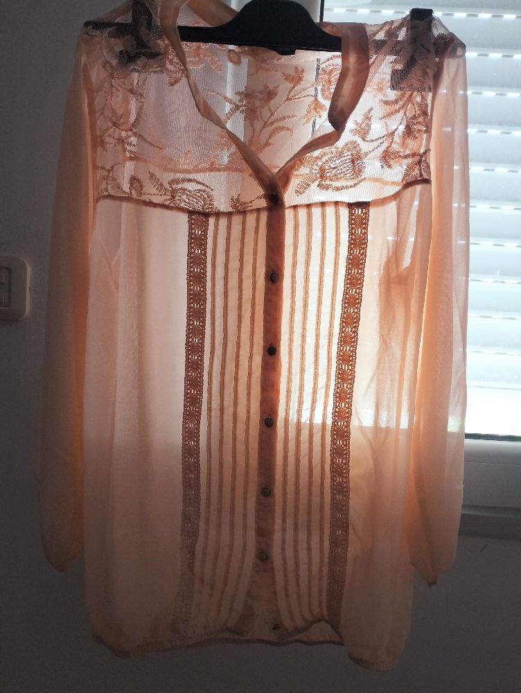 Chemise très chic