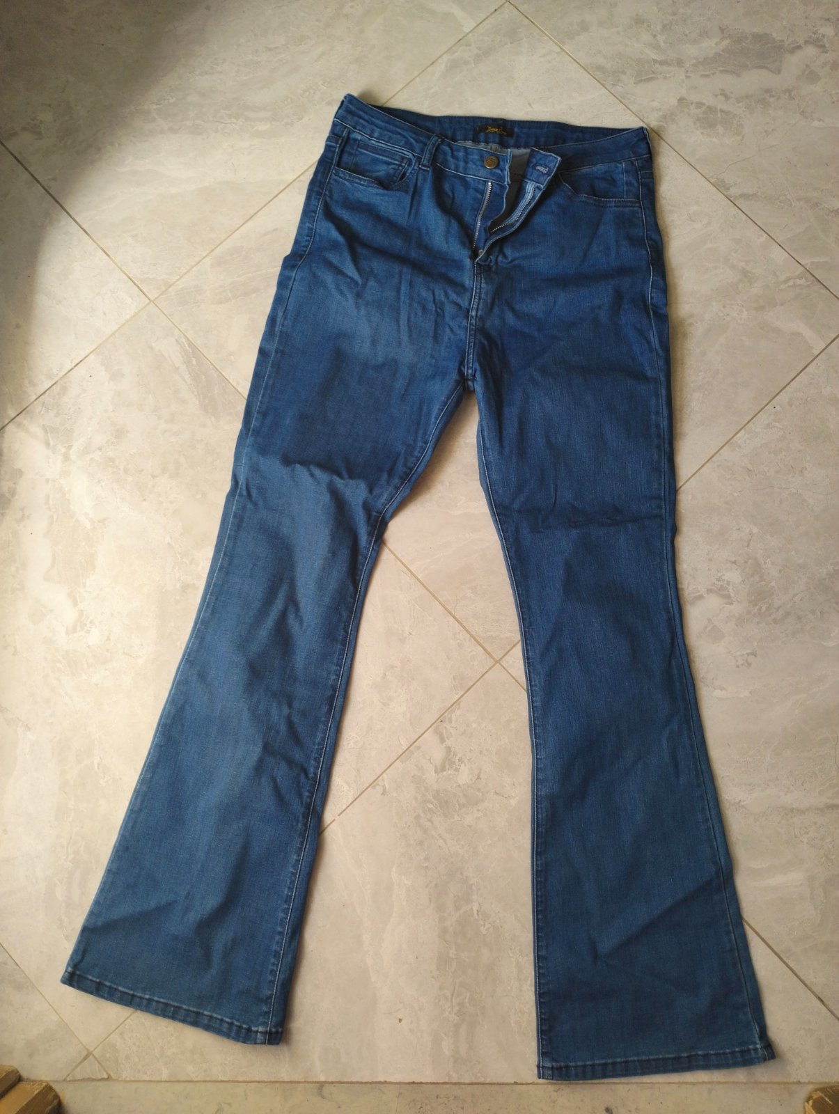 Pantalon neuf