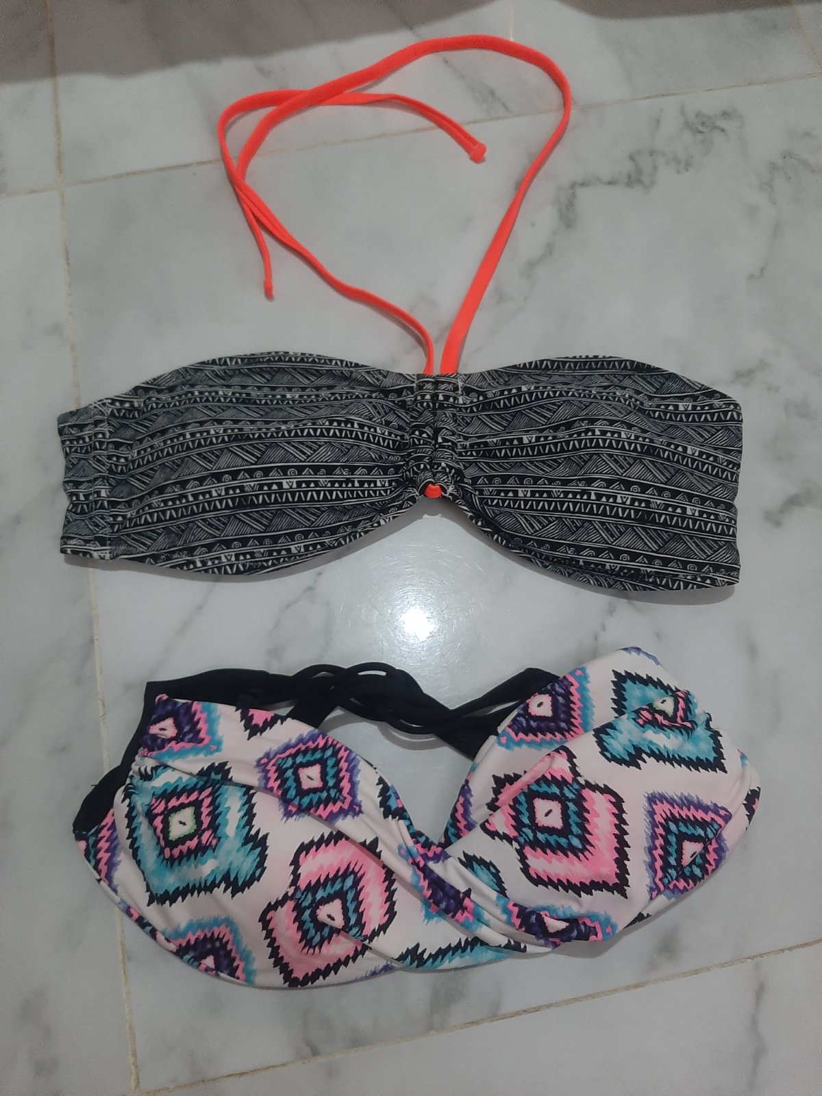 Je vide 2 maillot 