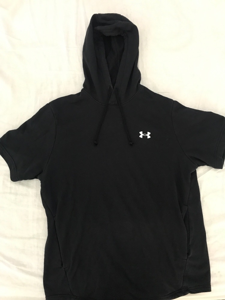Capuche demi manche sport 